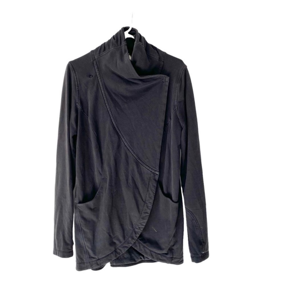 Lululemon Black That’s A Wrap Jacket size 10